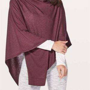 Elegant Burgundy Women's Poncho